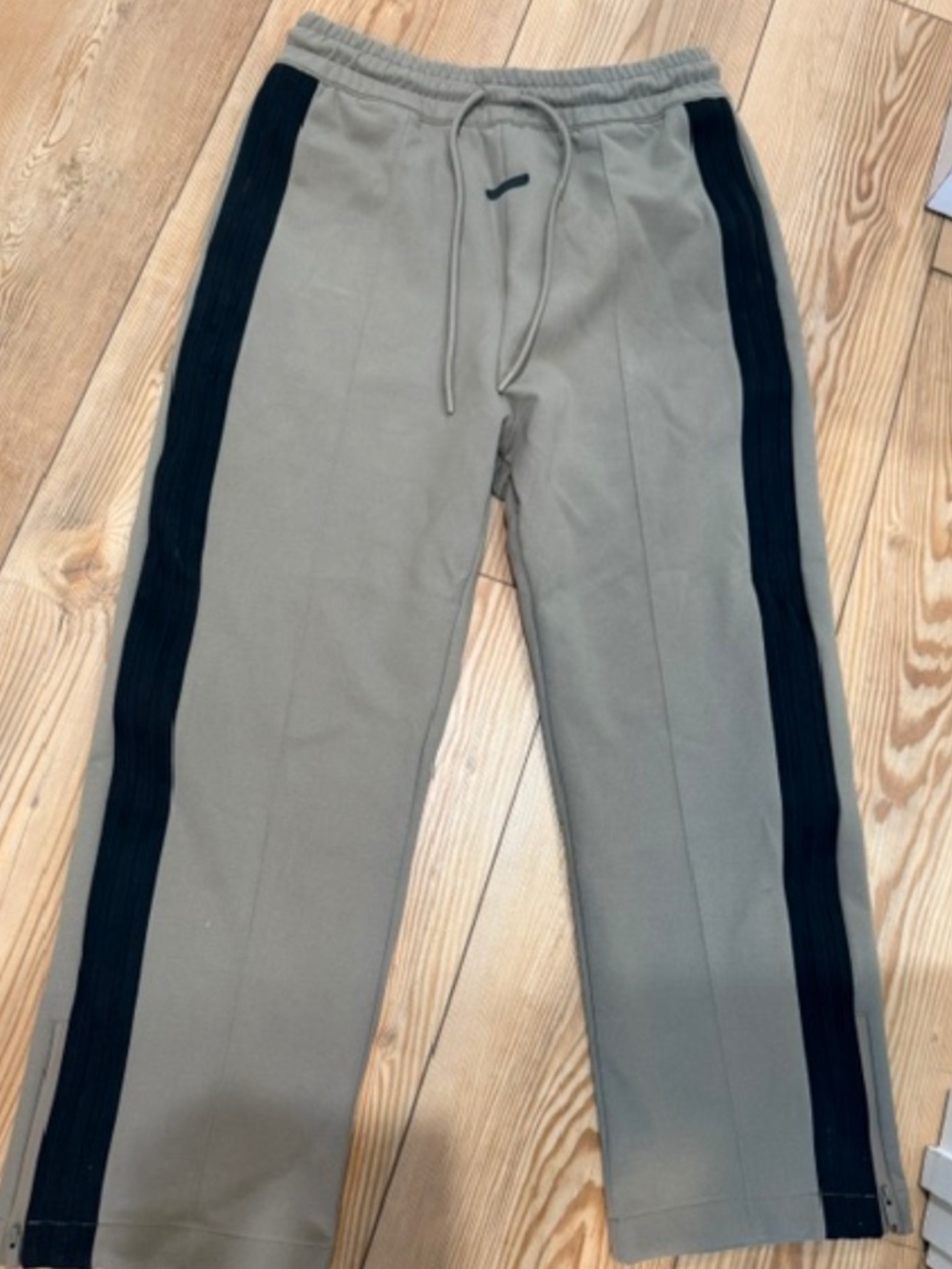 Adidas x Fear Of God Athletics Sweatpant in grey/clay with black detail size XL